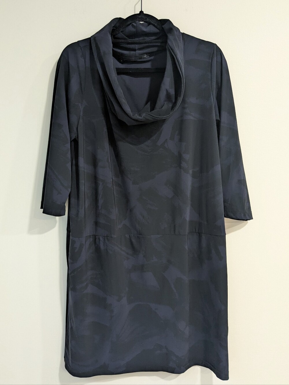 NEW Porto SF Cowl Neck Shift Dress
